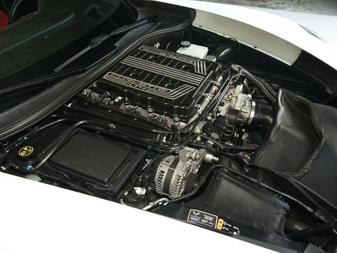 Used 2019 Chevrolet Corvette Z06 image 25