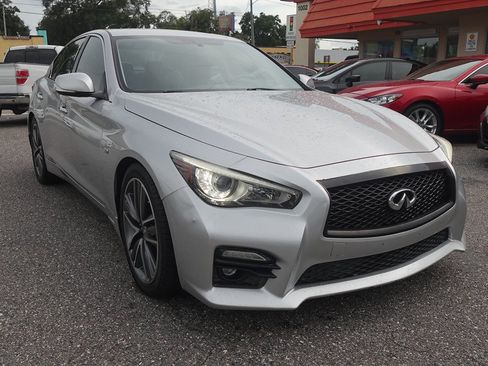 Used 2017 INFINITI Q50 Sport RWD image 4