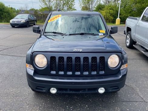 Used 2014 Jeep Patriot Latitude AWD/4WD image 13
