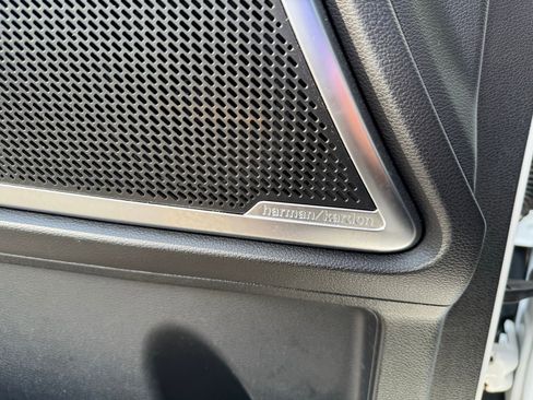 Used 2020 Kia Telluride SX w/ SX Prestige Package image 15