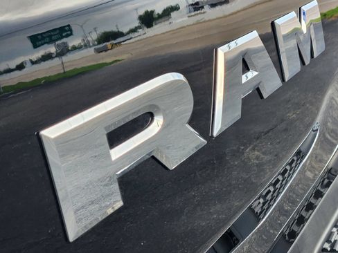Used 2025 RAM 1500 Lone Star AWD/4WD image 12