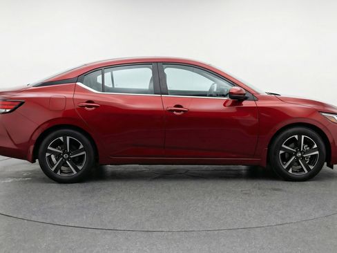 Used 2025 Nissan Sentra SV FWD image 11