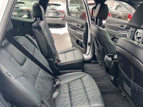 Used 2024 Kia Telluride SX Prestige X-Line image 16
