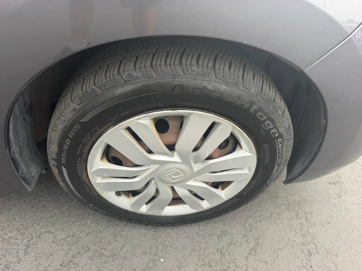 Used 2015 Honda Fit LX image 32