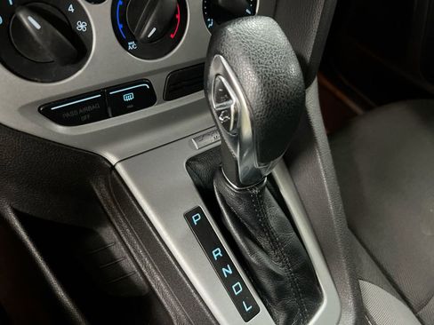 Used 2013 Ford Focus SE image 16