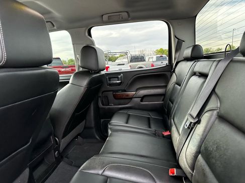Used 2019 GMC Sierra 2500 SLT w/ Duramax Plus Package image 28