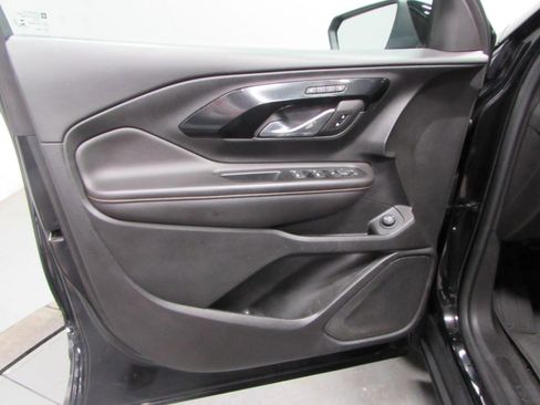 Used 2022 GMC Terrain AT4 AWD/4WD image 12
