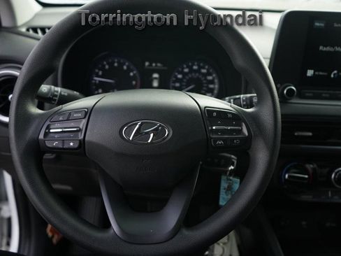 Certified 2022 Hyundai Kona SE image 11
