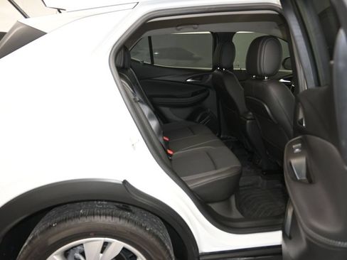 Used 2024 Buick Encore GX Preferred w/ Comfort Package FWD image 24