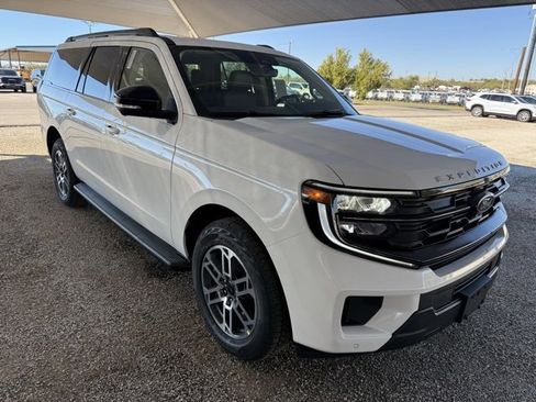 New 2025 Ford Expedition Max Active image 1
