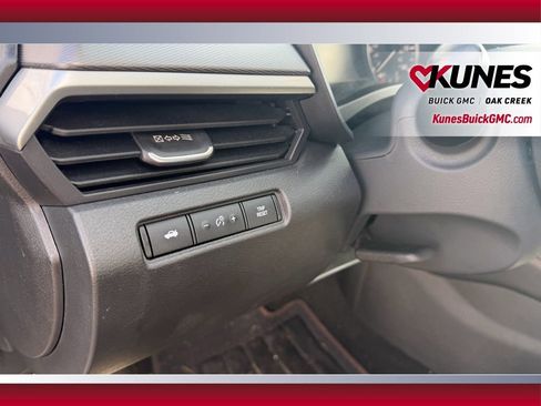 Used 2025 Nissan Altima 2.5 SR image 8