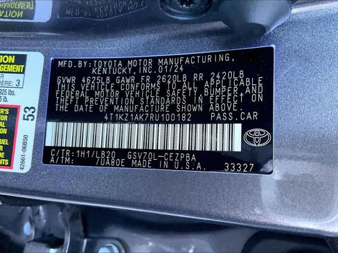 Used 2024 Toyota Camry XSE w/ Navigation Package image 31