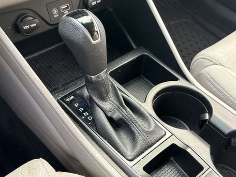 Used 2018 Hyundai Tucson SE image 31