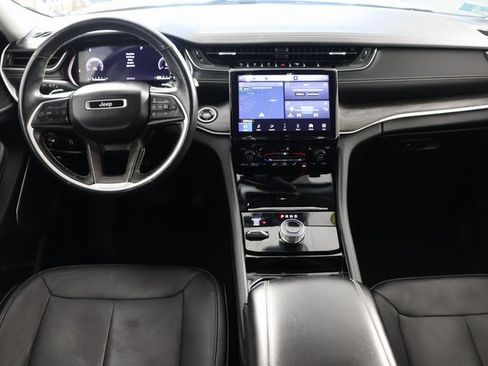 Used 2021 Jeep Grand Cherokee L Limited image 2