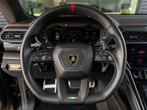 Used 2024 Lamborghini Urus S AWD/4WD image 32