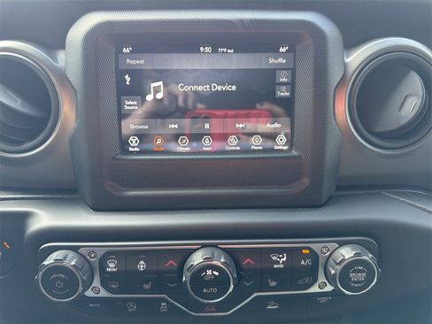 Used 2023 Jeep Wrangler Sport S image 30