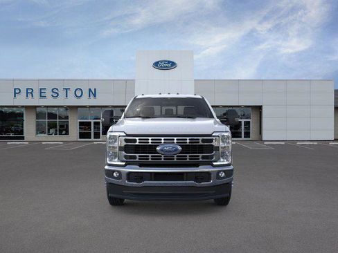 New 2026 Ford F350 XL w/ XL Chrome Package image 11