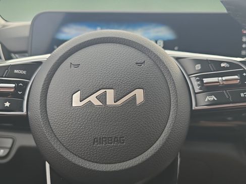 Used 2024 Kia Seltos S AWD/4WD image 12
