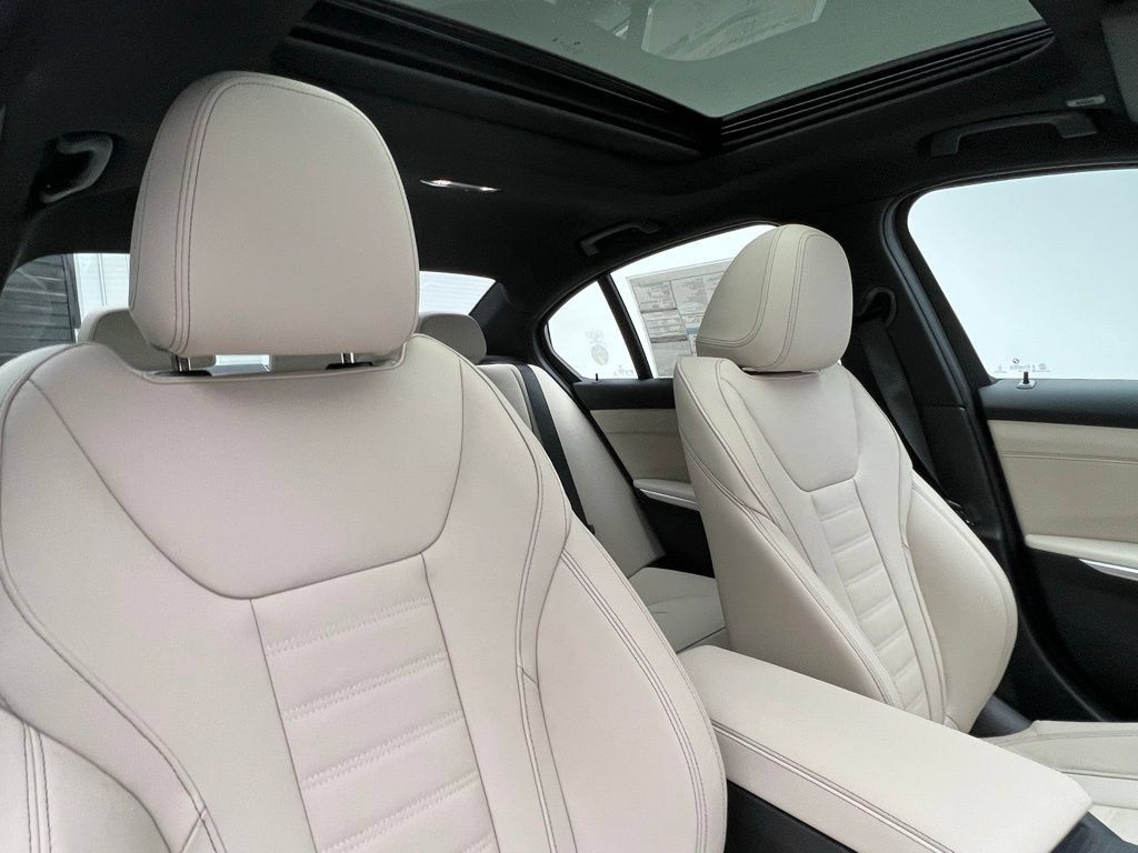Certified 2026 BMW 330i Sedan w/ Premium Package RWD image 7