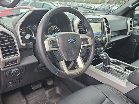 Used 2020 Ford F150 Lariat w/ Equipment Group 502A Luxury image 10