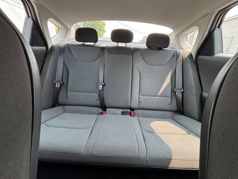 Used 2025 Kia K4 FWD image 37