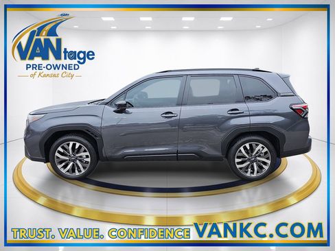 Used 2026 Subaru Forester Touring AWD/4WD image 10