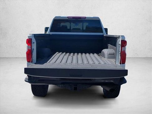 Used 2024 Chevrolet Silverado 2500 ZR2 w/ Technology Package AWD/4WD image 6