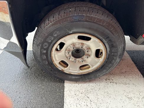 Used 2018 Chevrolet Silverado 2500 W/T RWD image 16