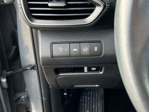 Certified 2023 Hyundai Santa Fe SEL image 30