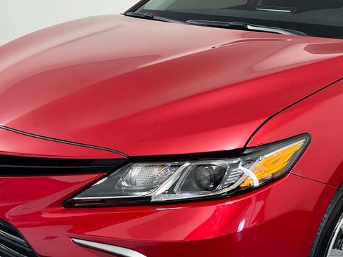 Used 2024 Toyota Camry LE image 11