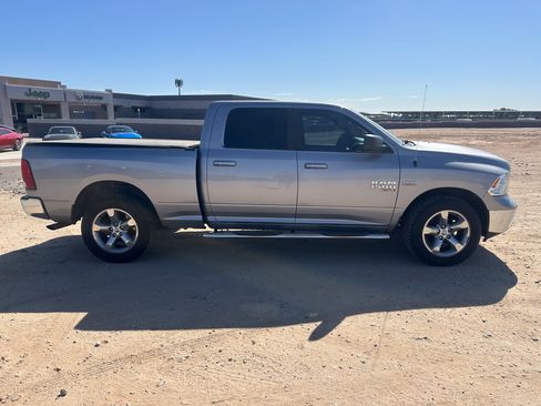 Used 2019 RAM 1500 Classic SLT AWD/4WD image 6
