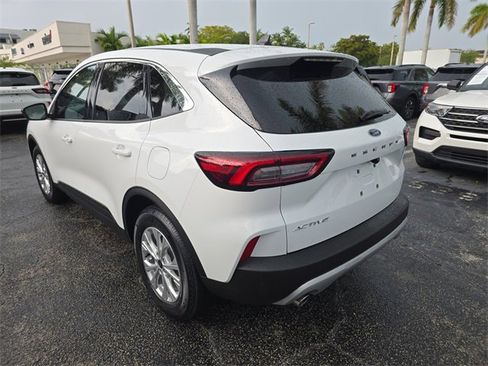 Used 2023 Ford Escape Active image 4