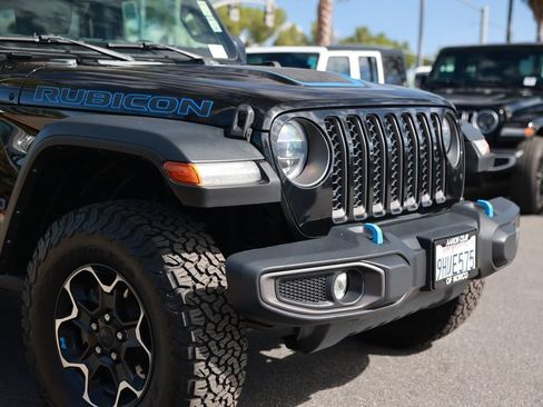Used 2022 Jeep Wrangler Unlimited Rubicon 4xe w/ Cold Weather Group AWD/4WD image 7