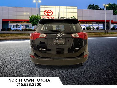 Used 2015 Toyota RAV4 Limited image 17