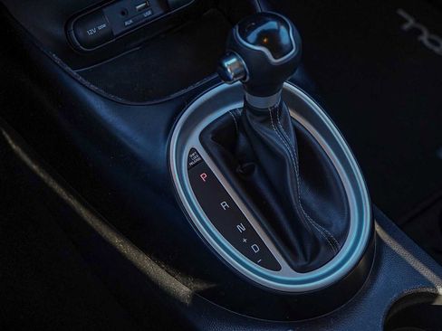 Used 2018 Kia Soul + image 20