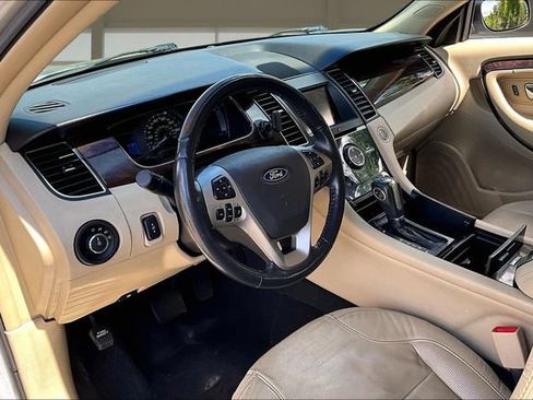 Used 2013 Ford Taurus Limited FWD image 14