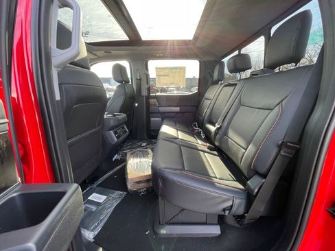 New 2026 Ford F350 Lariat w/ Black Appearance Package image 20