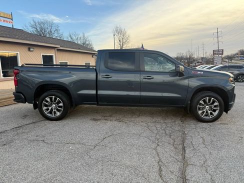 Used 2019 Chevrolet Silverado 1500 RST image 2
