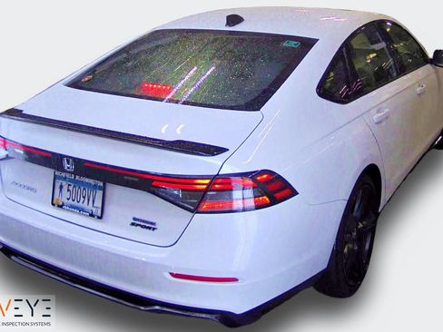 Used 2024 Honda Accord Sport image 4