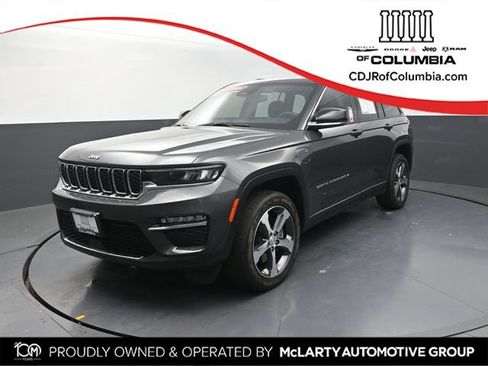 Used 2023 Jeep Grand Cherokee 4WD 4xe image 1