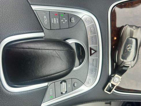 Used 2014 Mercedes-Benz S 550 Sedan image 21