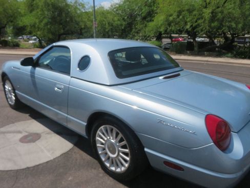 Used 2004 Ford Thunderbird RWD image 7