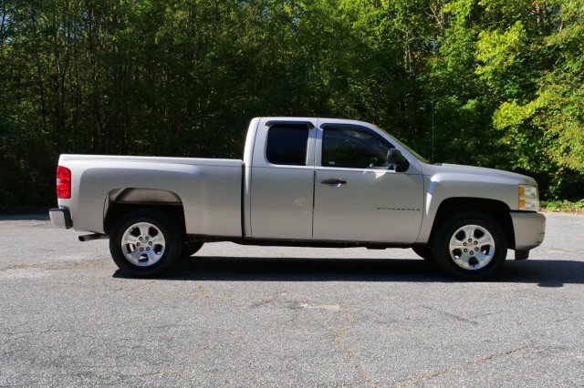 Used 2007 Chevrolet Silverado 1500 LT w/ 1LT Convenience Package RWD image 41