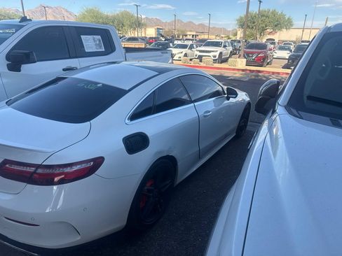 Used 2018 Mercedes-Benz E 400 Coupe image 3