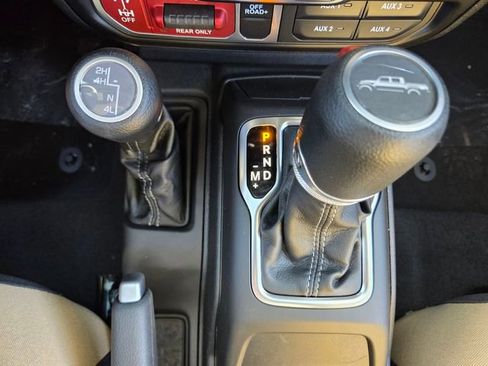 New 2026 Jeep Gladiator Willys AWD/4WD image 27