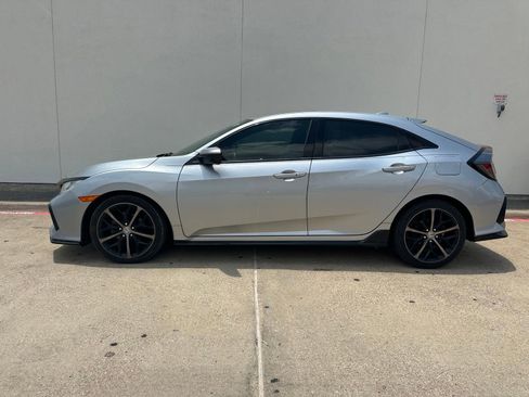 Used 2021 Honda Civic Sport image 3