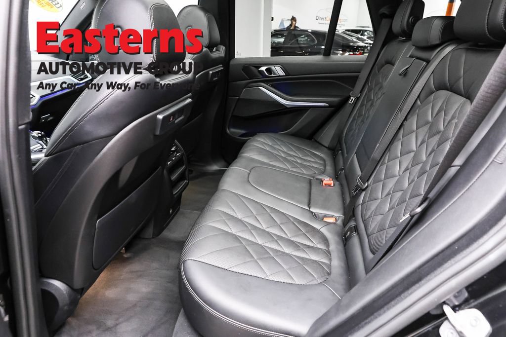 Used 2023 BMW X5 xDrive40i AWD/4WD image 23