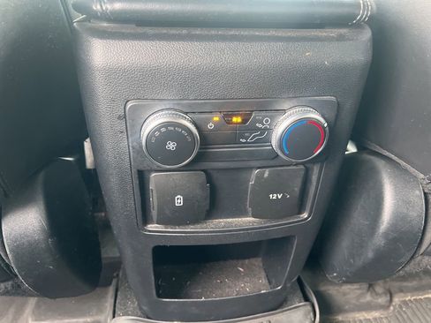 Used 2021 Ford Explorer XLT w/ Equipment Group 202A image 12