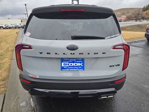 Used 2021 Kia Telluride EX w/ EX Premium Package image 4