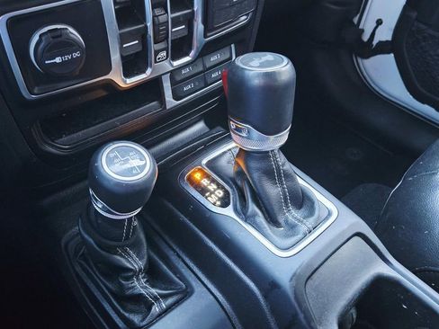 Used 2022 Jeep Wrangler Unlimited Sahara w/ Safety Group image 39